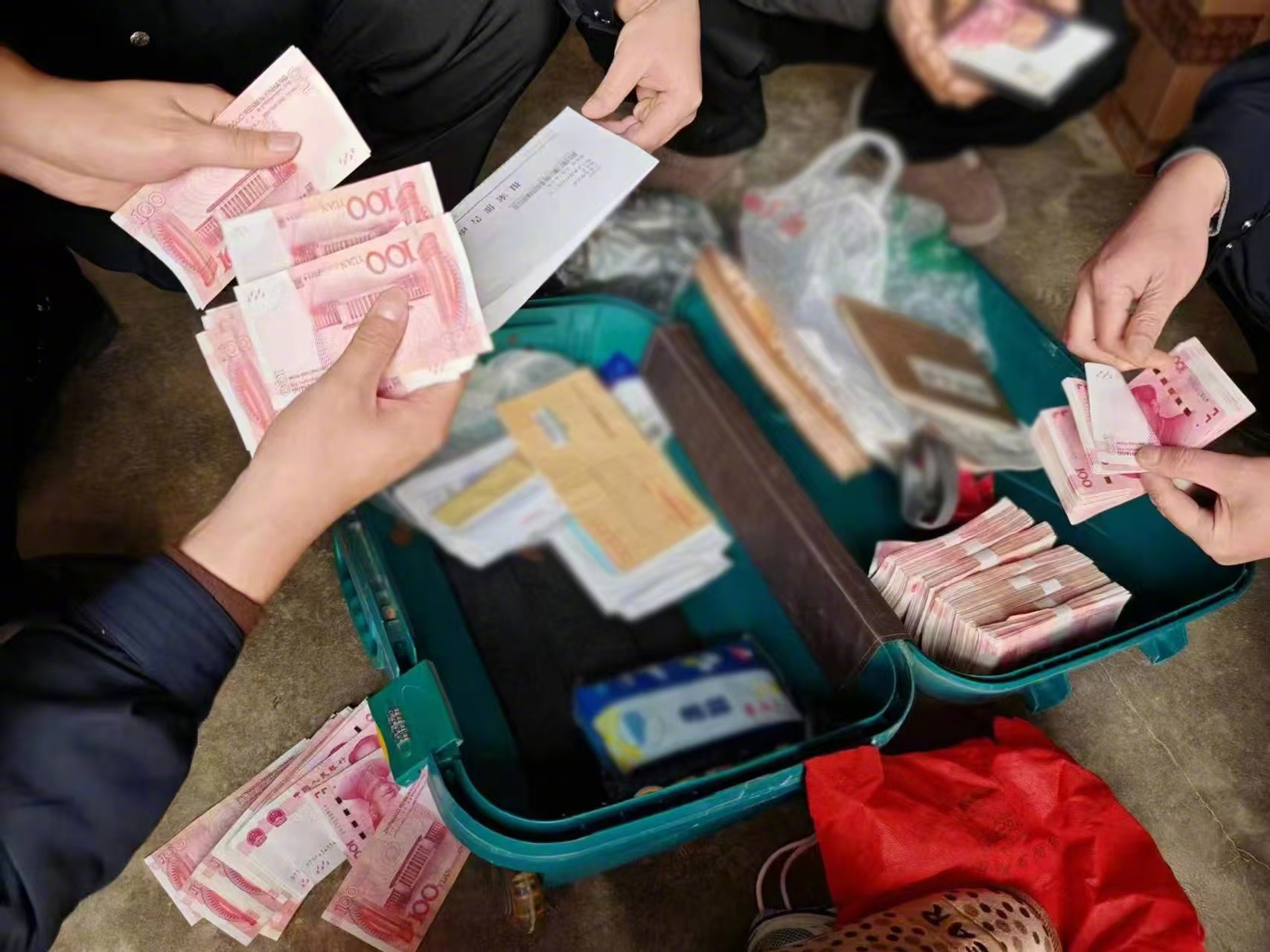 最新带现金几十万能过安检方法分析(最方便真实的天津携带现金过安检有具体规定吗方法)
