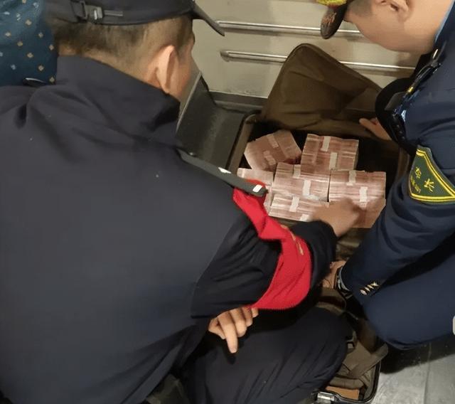 最新带现金几十万能过安检方法分析(最方便真实的天津携带现金过安检有具体规定吗方法)